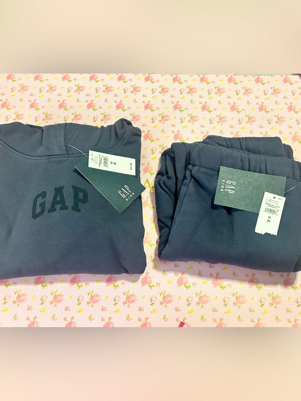 GAP Kids Navy Blue Sweatshirt & Jogger Set NWT size 8